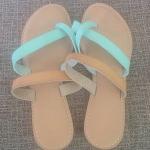 Old Navy sandals, Turquoise and Natural 10